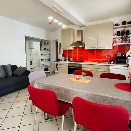 Alenka Apartment