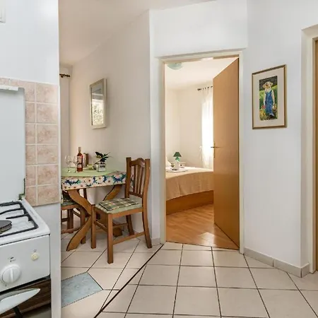 Apartment Alenka *